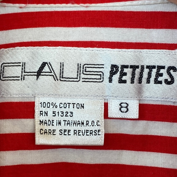 Price drop!Chaus Petites Red/White 80's Short Sleeve Button Down Carnival Stripe - Picture 3 of 9